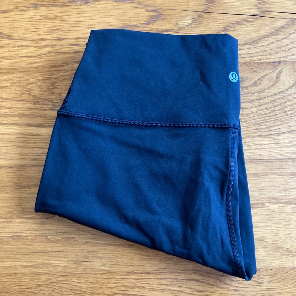 Lululemon Wunder Under 25”